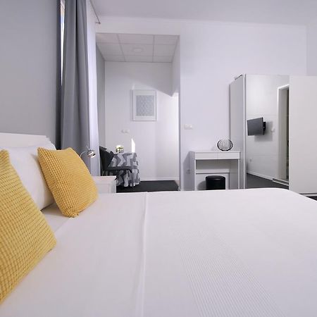 Charm Apartments And Rooms Trogir Eksteriør billede